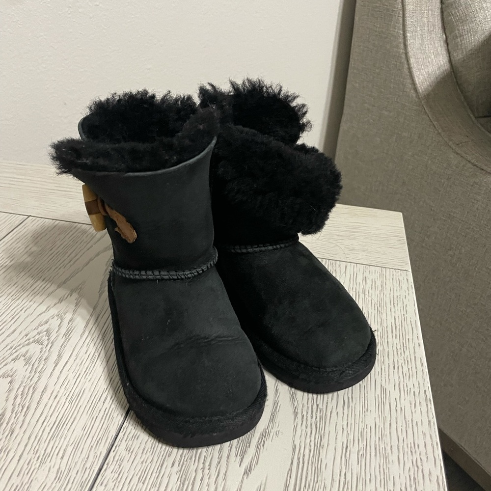 Ugg